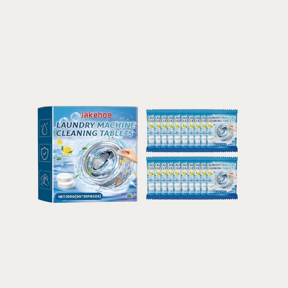 Des tablettes nettoyantes pour machine à laver parfum naturel, avec une boîte bleue et deux sachets de comprimés pour nettoyer le tambour de la machine sur fond clair.